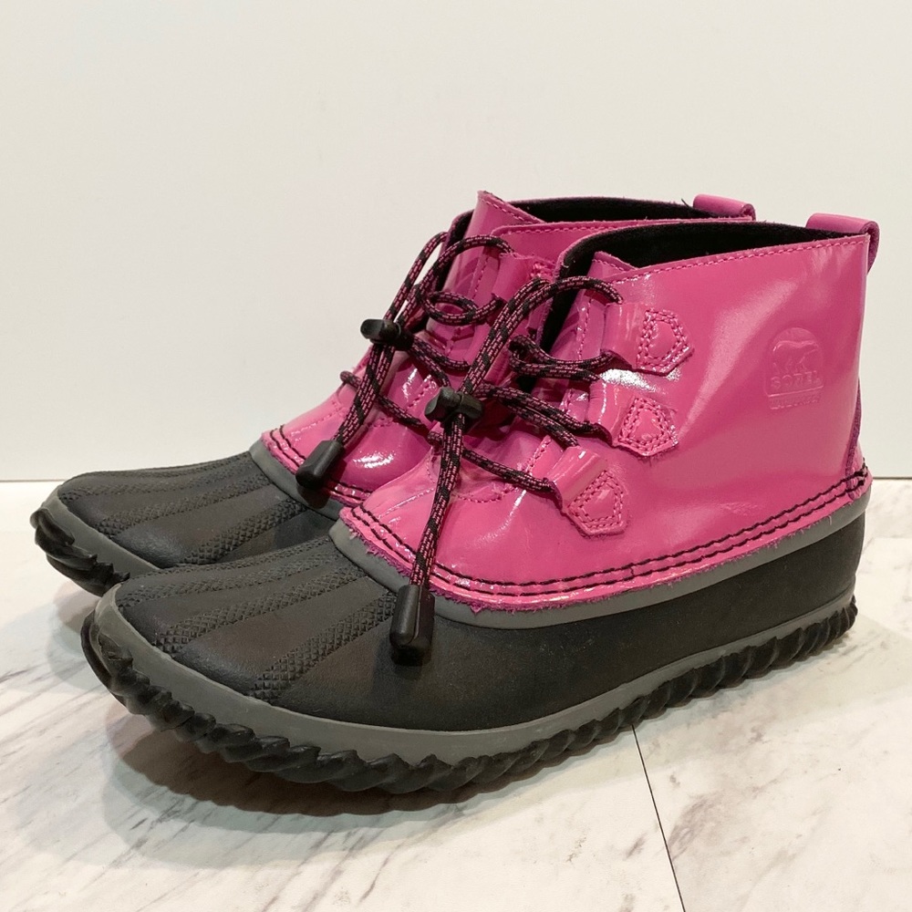 Sorel Out And About Kids Pink Black Snow Duck Boot